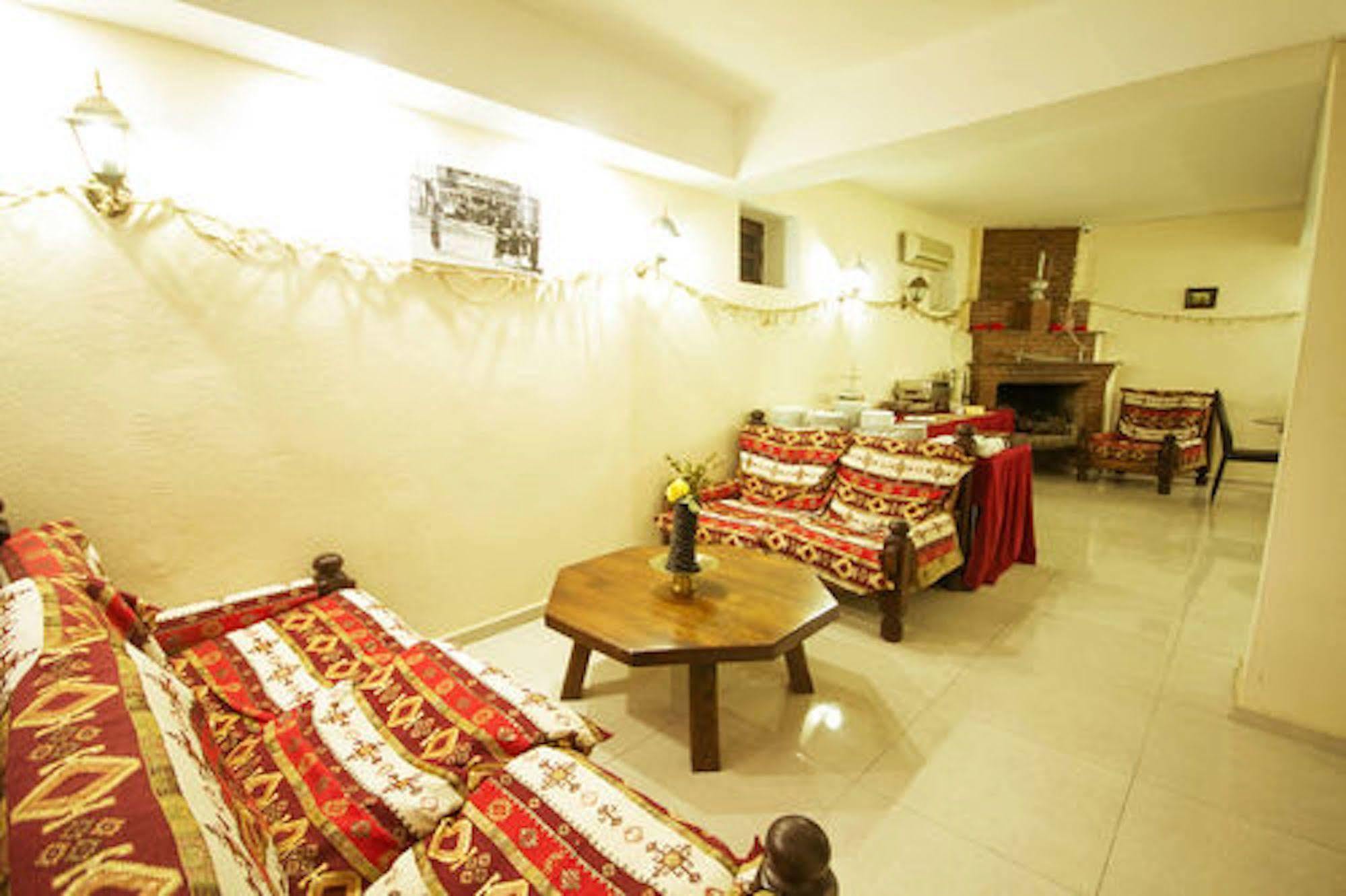 Log Inn Boutique Hotel Tbilisi Exterior photo